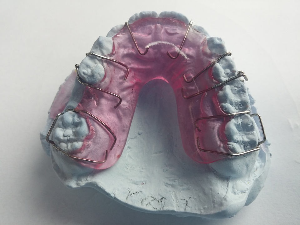 Aparaty ortodontyczne